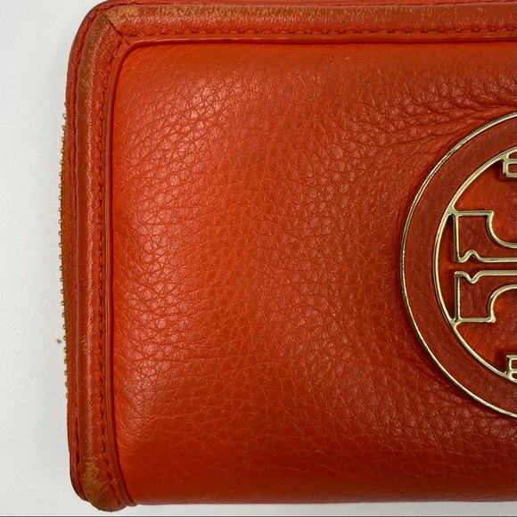 Tory Burch Amanda Zip Around Continental Wallet in Orange - Picture 10 of 11